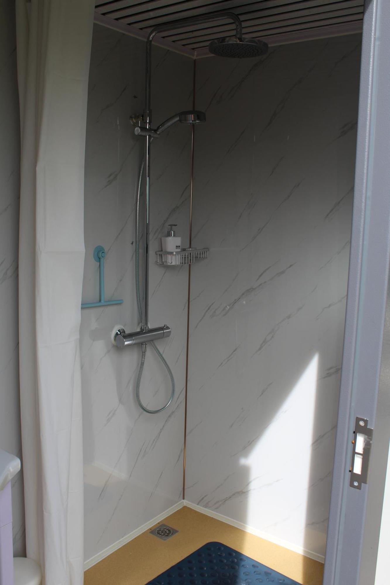 Camping Pod Lyts Dekema 1 Baard Exterior foto